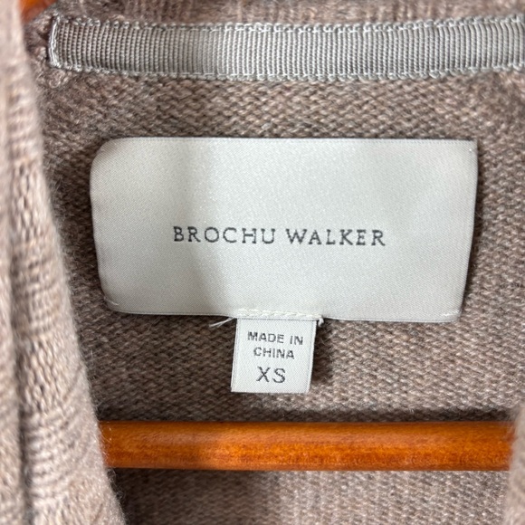 Brochu Walker The Jolie Fringe Turtleneck Cashmere Light Brown/Tan XS - Picture 5 of 6